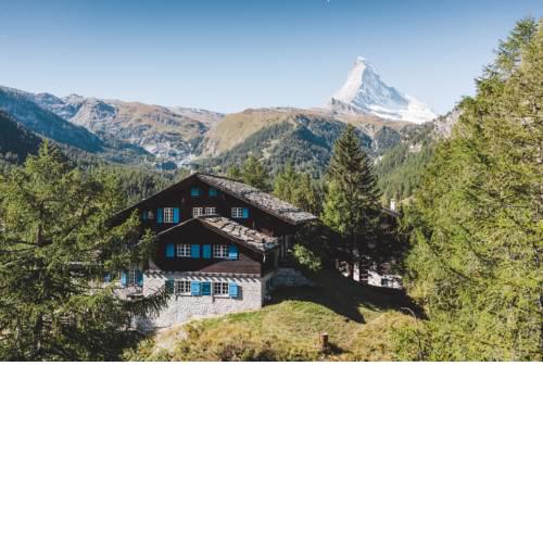 Alpine Chalet Turquino