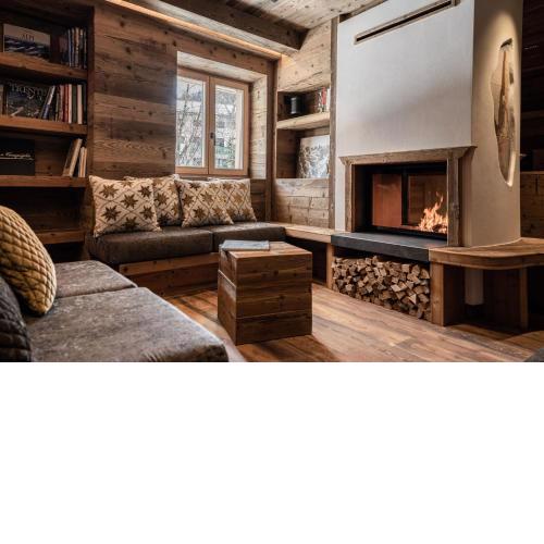 ALPINE DAYS Mountain Home