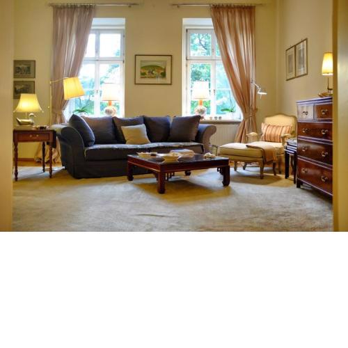 Altbauapartment am Stadtpark mit Uhrturmblick