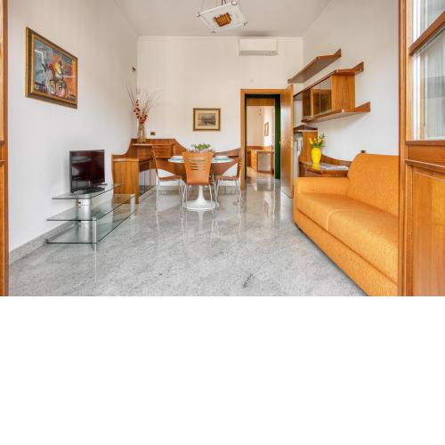 ALTIDO Captivating flat with balcony