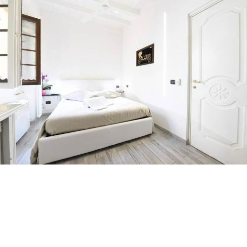 ALTIDO Chic 4-bed apt near Duomo di Como