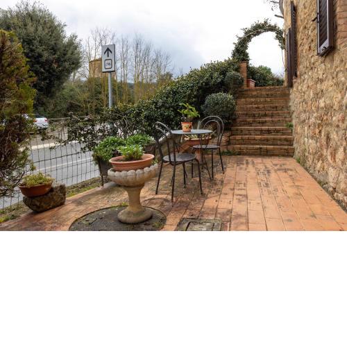 ALTIDO Enchanting Flat with Patio in Abbadia a Isola