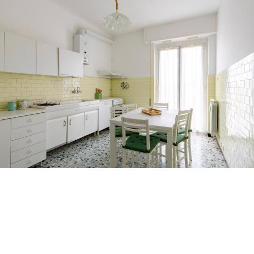 ALTIDO Family Flat w/Terrace & Parking near Beach