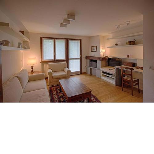 ALTIDO Superb Apartments for 4 with Mountain View and Garden in Courmayeur