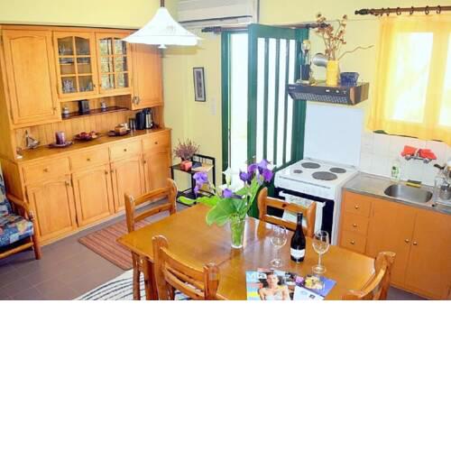 AMALTHIA FARM HOUSE