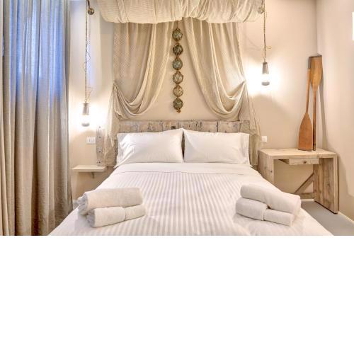 A'Mare Luxury Rooms