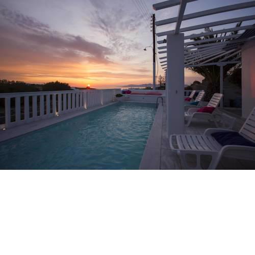 Amaryllis Apartments & Studios