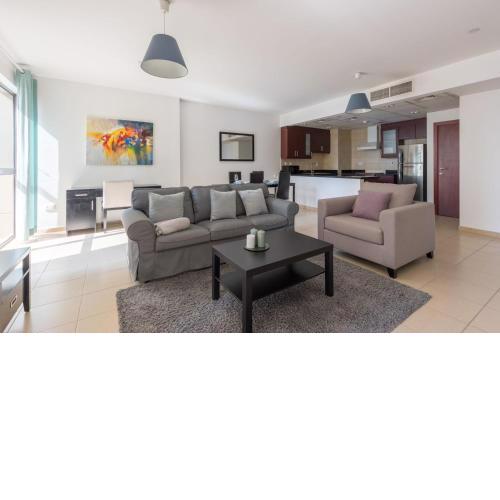 Amazing 1 BR next to the beach