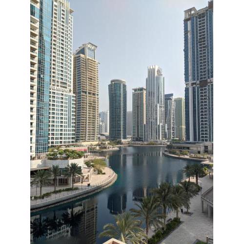 Amazing 1BR in JLT with Lake View near Marina and JBR
