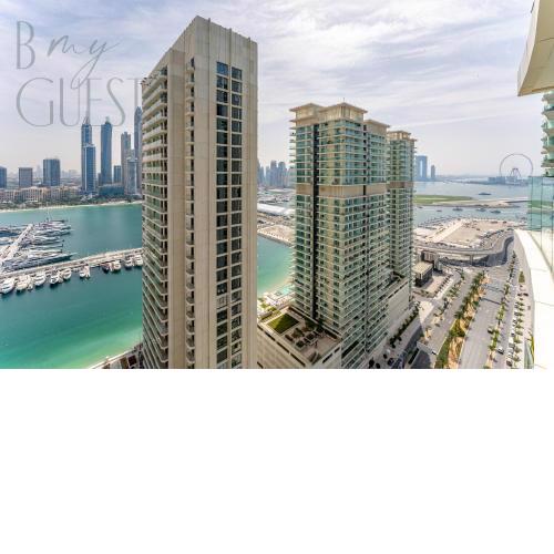 Amazing 1BR with Fantastic View of Marina Bay