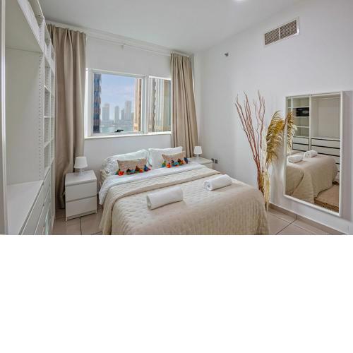 Amazing 2 Bedroom in Marina with free Parking
