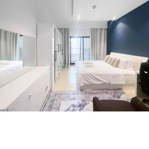 Amazing 3 Bedroom In Laya Residence JVC