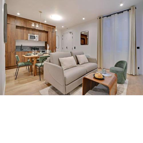 Amazing apartment 8P 3B