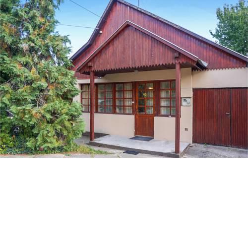 Amazing apartment in Balatonszepezd w/ 2 Bedrooms