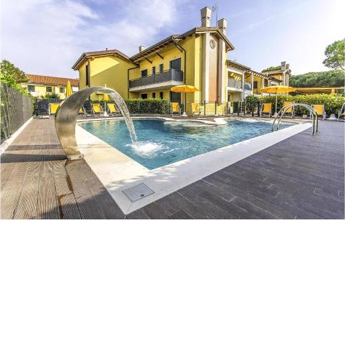 Amazing apartment in Cavallino-Treporti with 2 Bedrooms, WiFi and Outdoor swimming pool