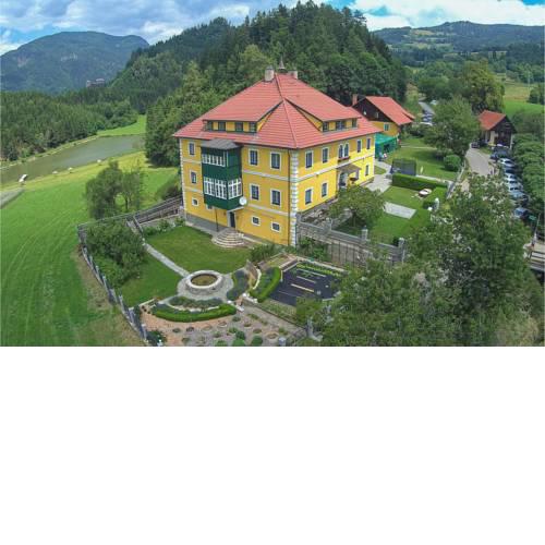 Amazing apartment in Friesach-Dürnstein w/ 2 Bedrooms