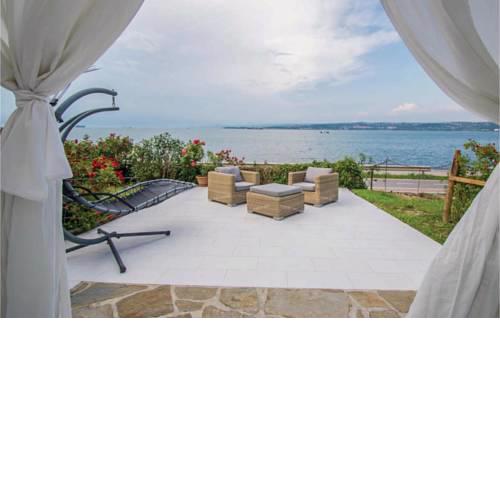 Amazing apartment in Koper w/ WiFi and 1 Bedrooms