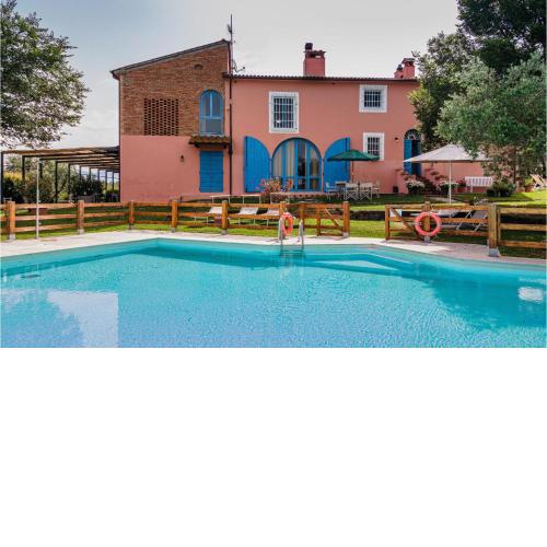 Amazing Apartment In Lazzeretto With Outdoor Swimming Pool, Wifi And 2 Bedrooms