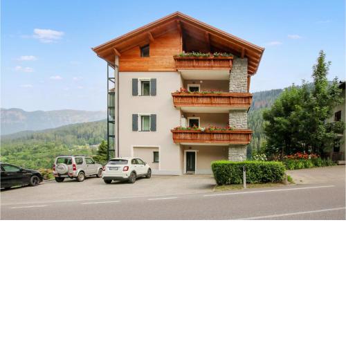 Amazing Apartment In Mezzana With Wifi And 2 Bedrooms