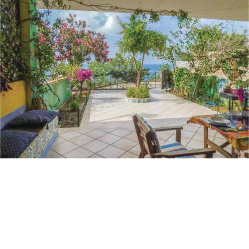 Amazing apartment in Parghelia with 2 Bedrooms