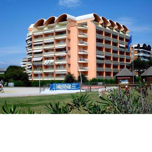Amazing apartment in Porto Santa Margherita near the beach