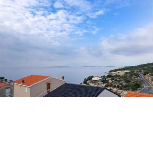 Amazing apartment in Primosten w/ 3 Bedrooms