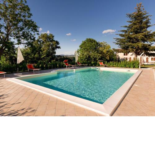 Amazing apartment in Sassoferrato with shared pool