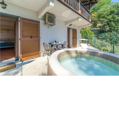 Amazing apartment in Uscio with