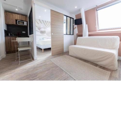Amazing apartment under the roof in Paris 8th