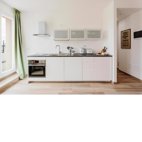 Amazing flat with big terrace and private car park