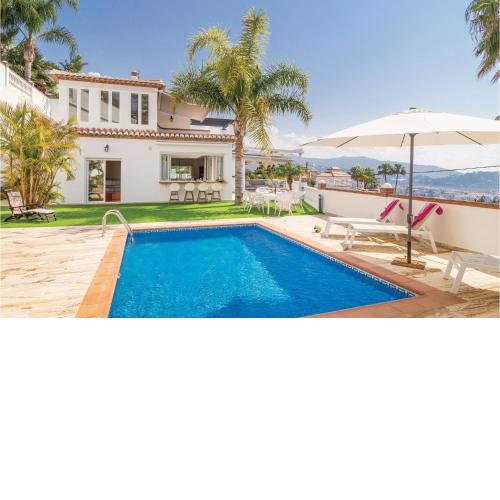 Amazing home in Almuñecar with WiFi and 3 Bedrooms
