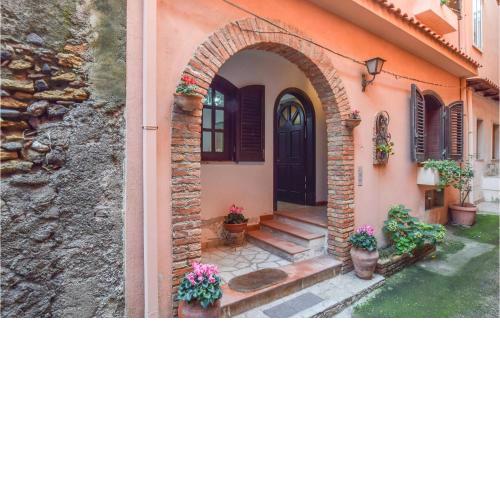Amazing home in Barcellona Pozzo di Go with 2 Bedrooms and WiFi