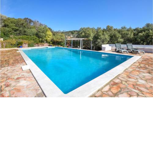 Amazing home in Carloforte with WiFi, Private swimming pool and 5 Bedrooms