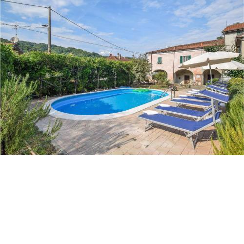 Amazing home in Castagnetoli with 3 Bedrooms, WiFi and Outdoor swimming pool