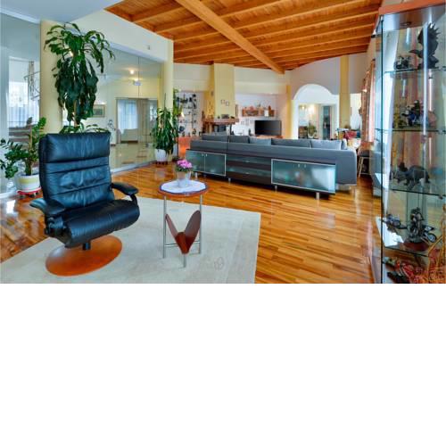 Amazing home in Graberje Ivanicko w/ Outdoor swimming pool, Sauna and 7 Bedrooms