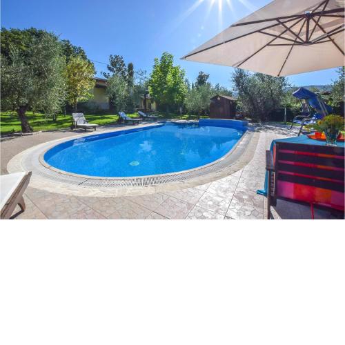 Amazing home in Isernia IS with WiFi, Private swimming pool and Outdoor swimming pool