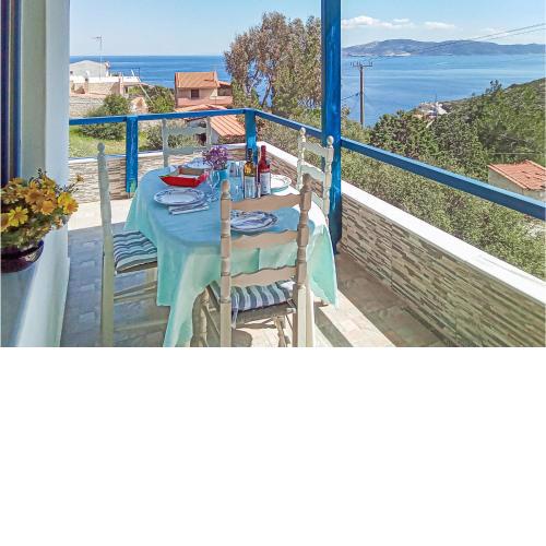 Amazing home in Keratea with WiFi and 2 Bedrooms