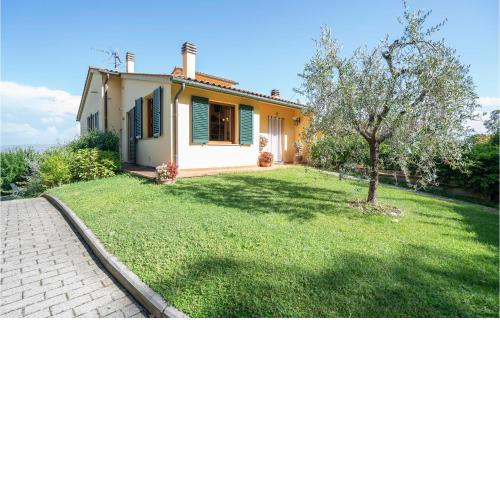 Amazing home in Lajatico -PI- with 3 Bedrooms and WiFi