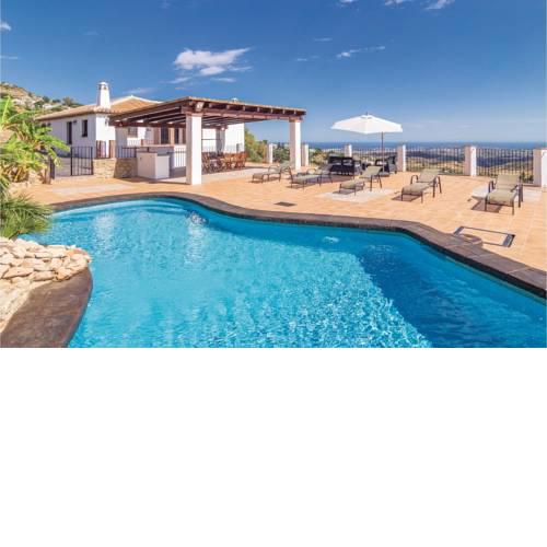 Amazing home in Mijas w/ WiFi, Outdoor swimming pool and 4 Bedrooms