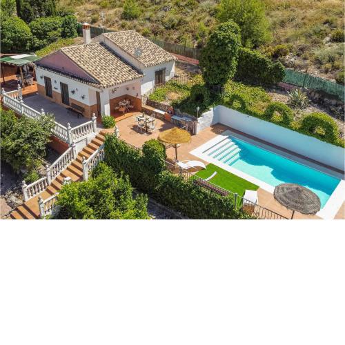 Amazing home in Padul with Outdoor swimming pool, WiFi and 2 Bedrooms