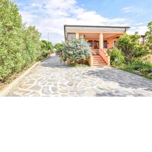 Amazing home in Palmadula with 3 Bedrooms and WiFi