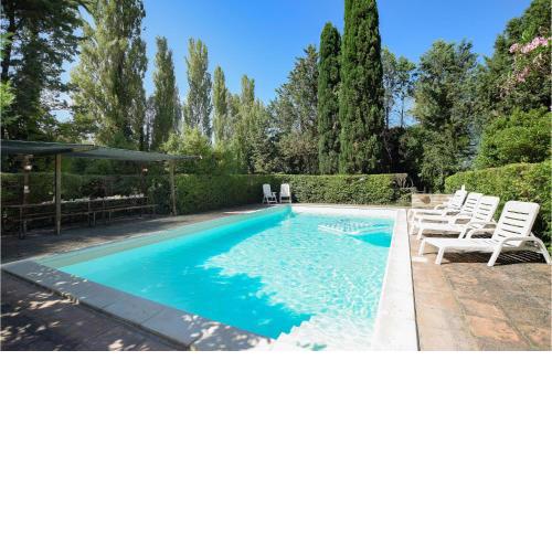 Amazing home in Rivotorto di Assisi with Outdoor swimming pool, WiFi and 6 Bedrooms
