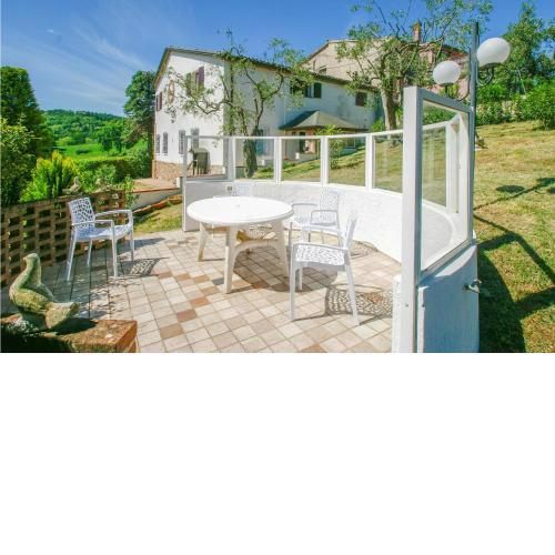 Amazing home in Saludecio with 4 Bedrooms and WiFi