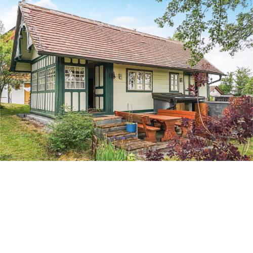 Amazing home in Setusch Schützen w/ 1 Bedrooms