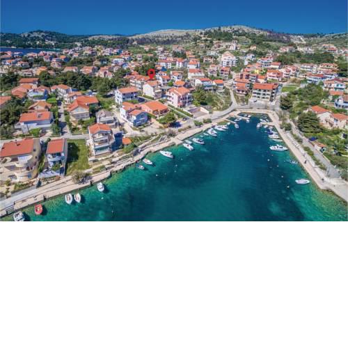 Amazing home in Sibenik w/ Outdoor swimming pool, WiFi and 5 Bedrooms