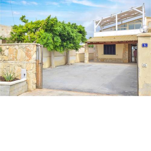 Amazing home in S,M, del Focallo with 3 Bedrooms and WiFi