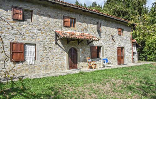Amazing Home In S,romano In Garfagnana With Wifi And 3 Bedrooms
