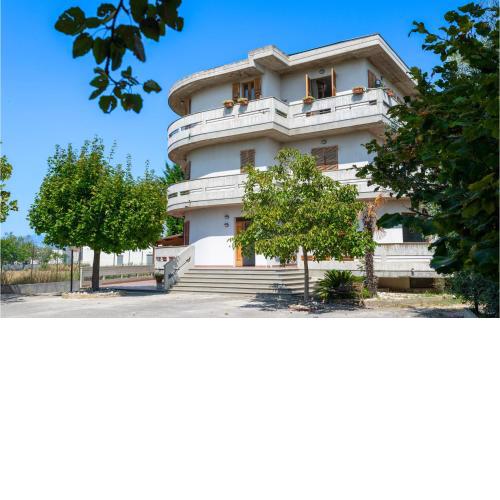 Amazing Home In St,egidio Alla Vibrata With Wifi And 3 Bedrooms