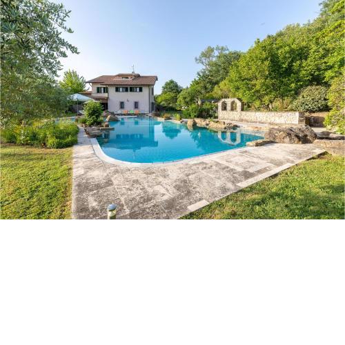 Amazing home in Umbertide with 6 Bedrooms, WiFi and Private swimming pool
