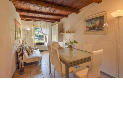 Amazing home in Ziona with WiFi and 3 Bedrooms